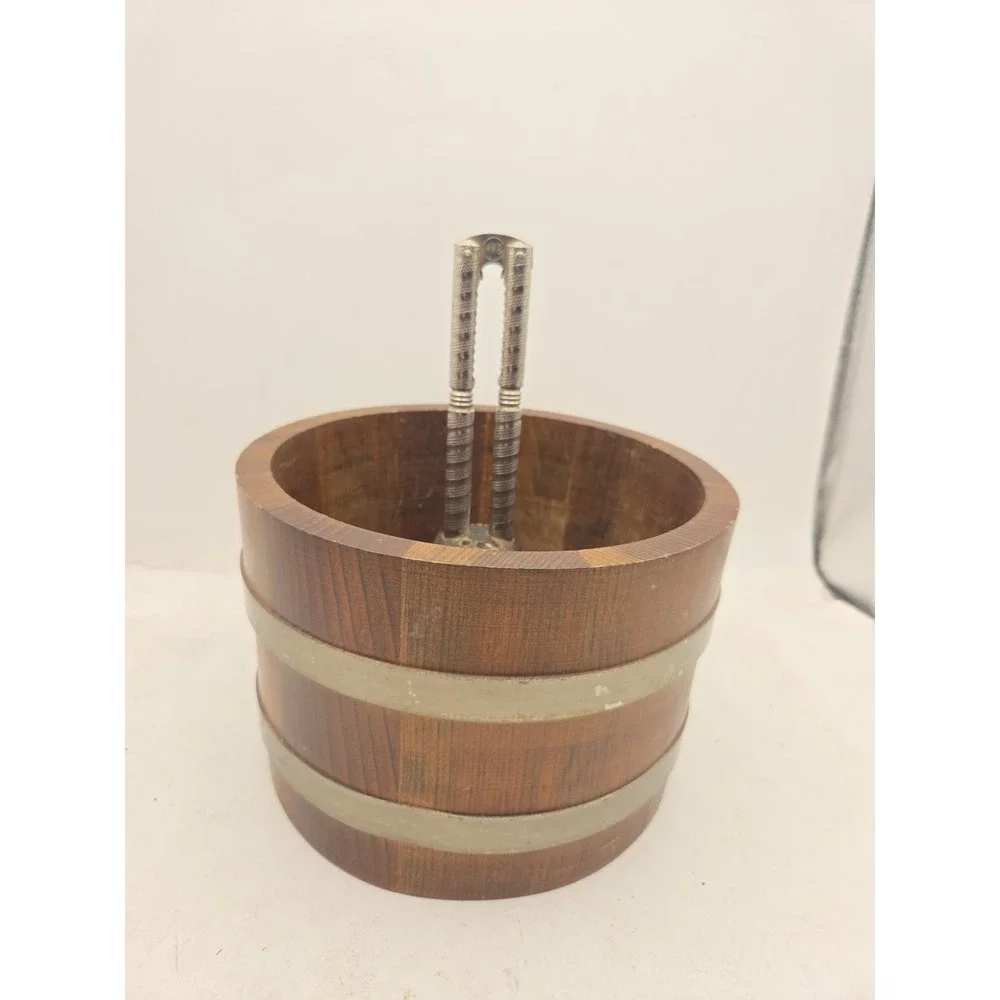 Vintage Basketville Putney Vermont Wood Nut Bowl Barrel With Cracker Only